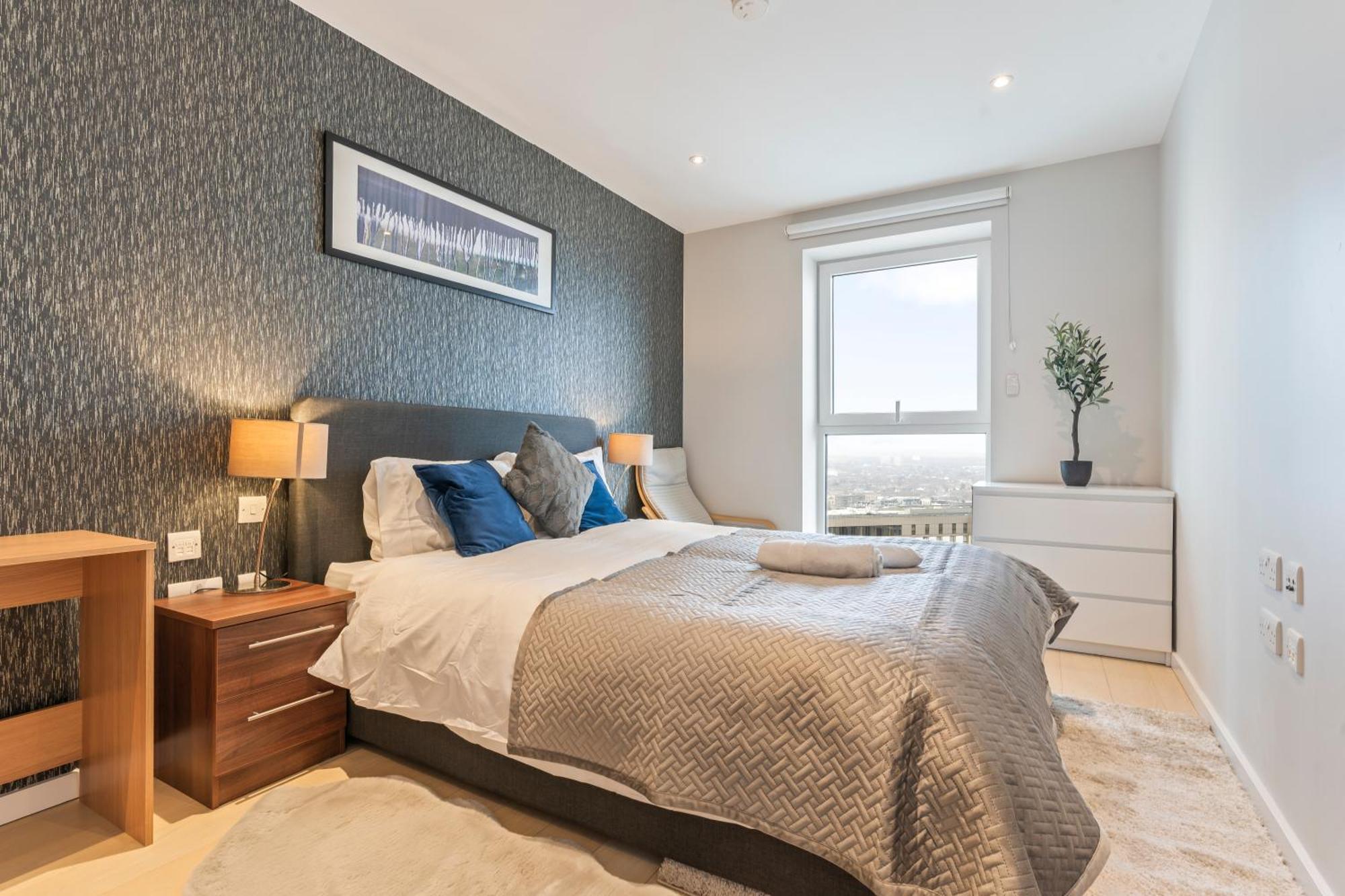 Elegant 2br Flat On 20th Floor Near Many Attractions * Londra