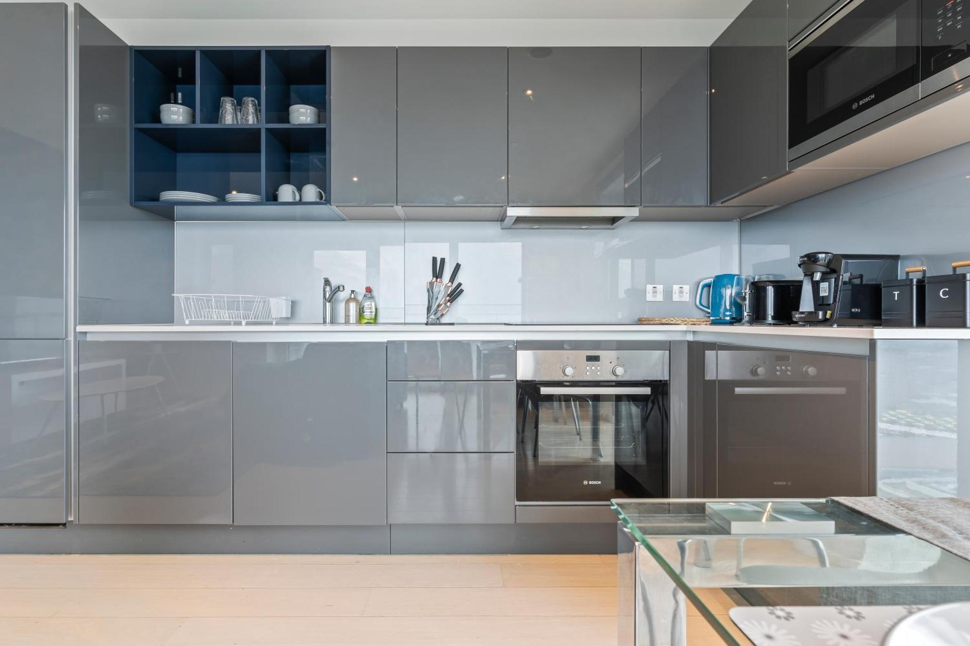 Elegant 2br Flat On 20th Floor Near Many Attractions * Londra